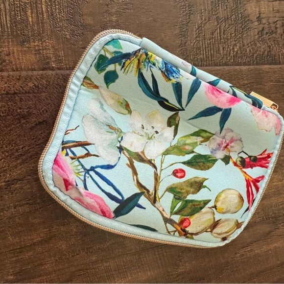Floral Print Zip Pouch - Picture 1 of 3